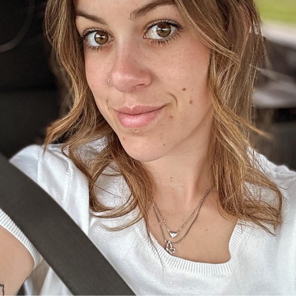 Meet your Posher, Colleen - Picture 1 of 1